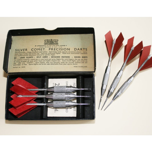 Unicorn Comet silver darts